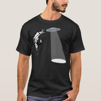 Camiseta Estilo Banksy Cachorro Pegando Frisbee (Saco Voado