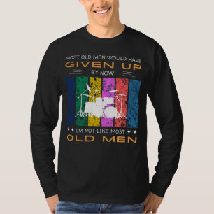 Camiseta Estilo Beat: Design de Conjunto de Tambores para E