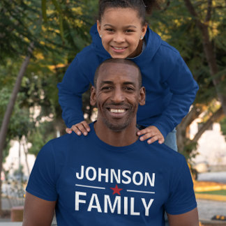 Camiseta Estilo de Faixa Política do Nome da Família Escuro