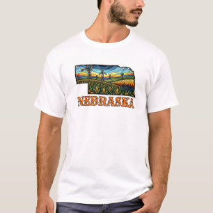 Camiseta Estilo de Tatuagem de Nebraska com Campos de Milho