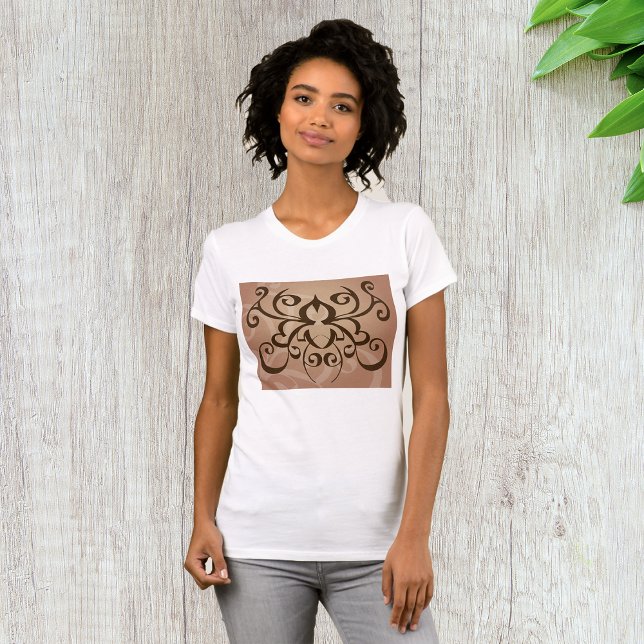 Camiseta Estilo de Tatuagem de Rolo Tribal Elegante (Criador carregado)