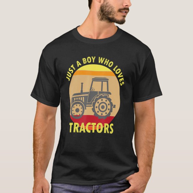 Camiseta Estilo De Vida fazenda Apenas Um Menino Que Ama Tr (Frente)