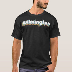 Camiseta Estilo Desvanecido da Tipografia do Arco-Íris em W