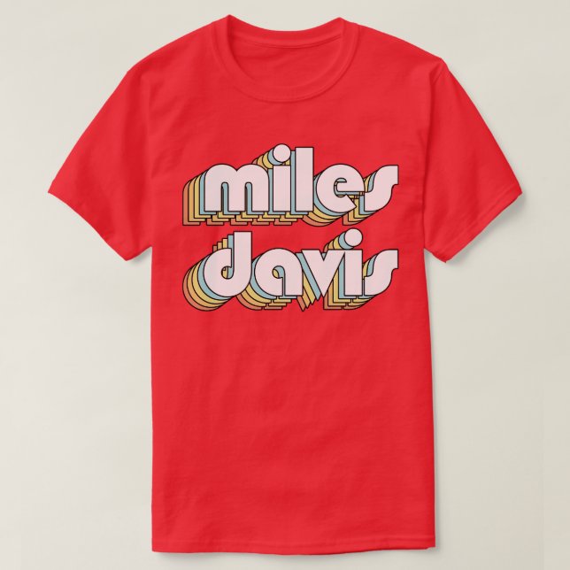 Camiseta Estilo Desvanecido da Tipografia Retroativa Miles  (Frente do Design)