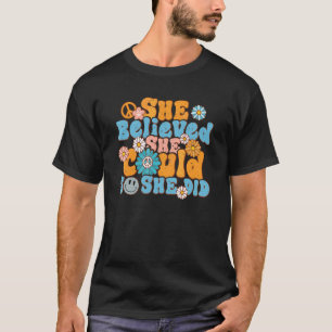 Camiseta Estilo Hippie dos Anos 70 Ela Acreditava na Paz En