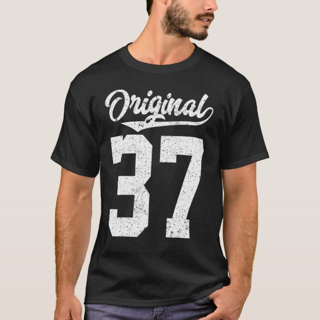 Camiseta Estilo original de imagem dele é meu 37º aniversár (Frente)