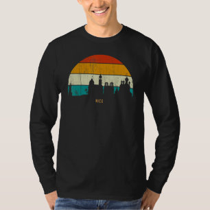 Camiseta Estilo retrô vintage Cidade na silhueta da cidade