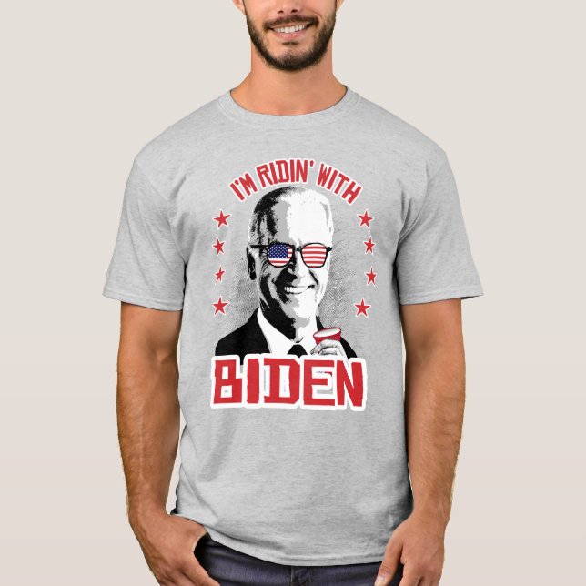 Camiseta Estou a andar com o Biden (Frente)