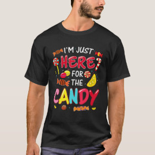 Camiseta Estou aqui pela Comida de Dia de as Bruxas engraç