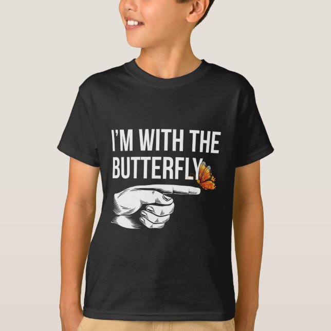 Camiseta Estou com festas de borboletas combinando Casais H (Frente)