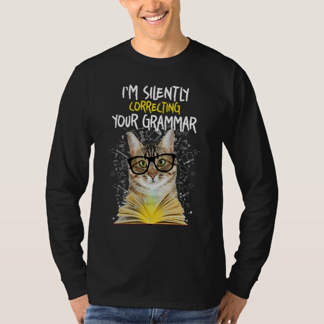 Camiseta Estou Corrigindo Silentemente Sua Gramática - Gato (Frente)