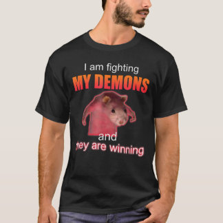 Camiseta Estou lutando contra meus demônios e eles estão ga