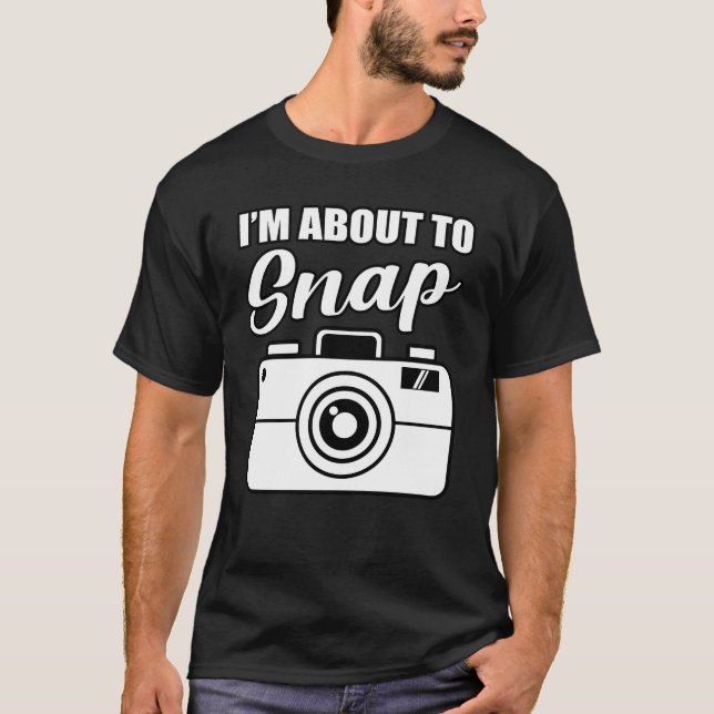 Camiseta Estou prestes a fazer uma câmera fotográfica (Frente)