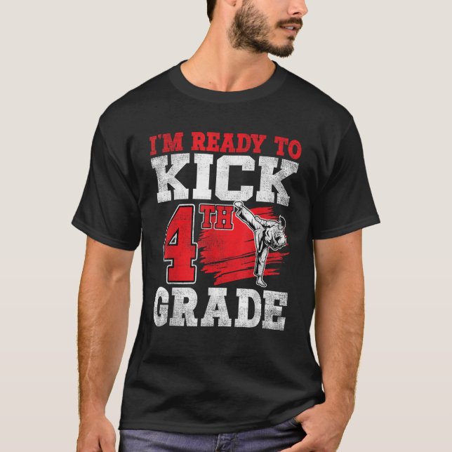 Camiseta Estou pronto para fazer Karate do 4º ano voltar à  (Frente)