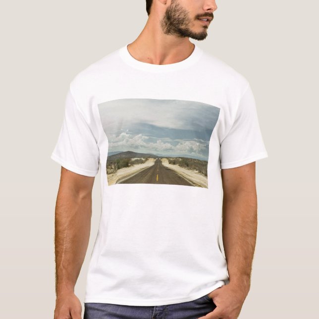 Camiseta Estrada reta longa com a paisagem de Baja do (Frente)