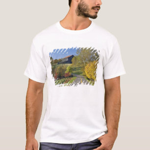 Camiseta Estrada rural pela região de Bluegrass do Kentuck
