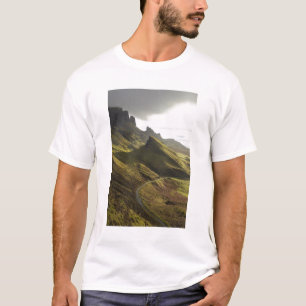 Camiseta Estrada subindo O Quiraing, Ilha de Skye,