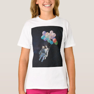 Camiseta Estrelas Astronautas e Balões Coloridos no Espaço