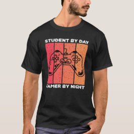 Camiseta Estudante de Dia Jogador de Noite, Graduado em Jog
