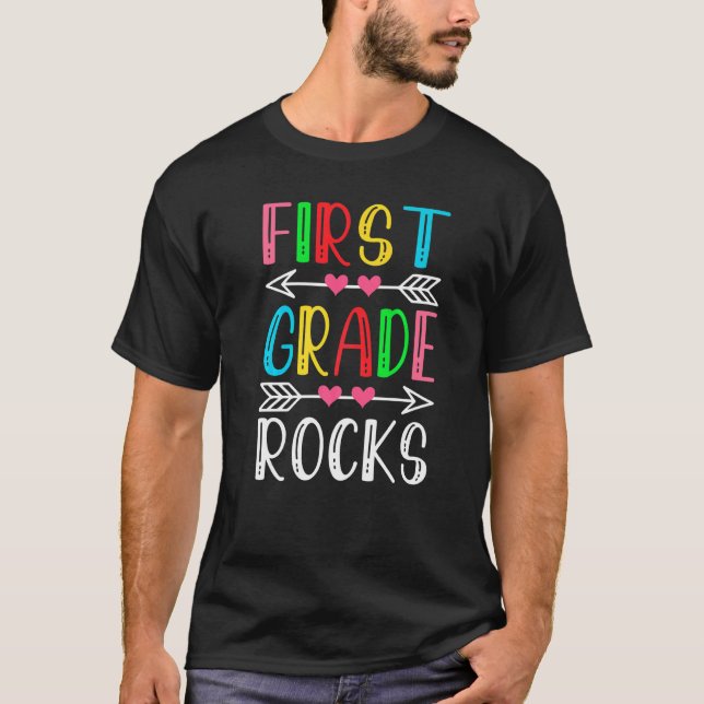 Camiseta Estudantes E Professores Da Classe 1rua Voltam A S (Frente)