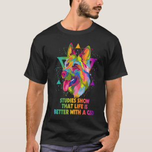 Camiseta Estudos Mostram com um Pastor Alemão GSD