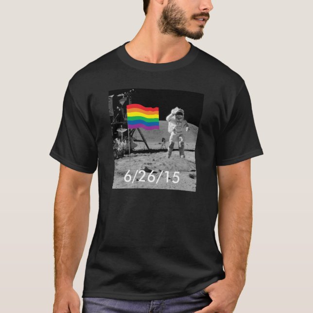 CAMISETA ETAPA ENORME DA ATERRAGEM DE LUA PARA A BANDEIRA (Frente)