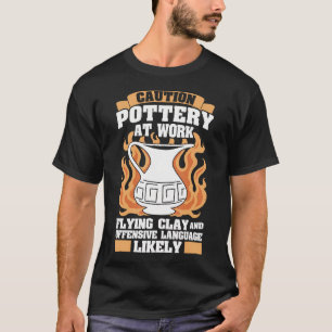 Camiseta Etiqueta de Cerâmica em Trabalho Argila Voadeira c