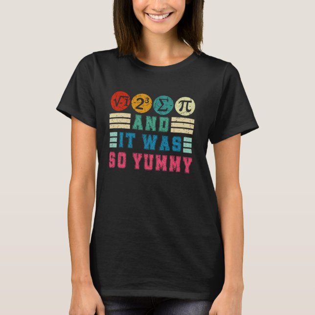 Camiseta Eu 8 alguma pi Piadas engraçadas de Matemática Hum (Frente)