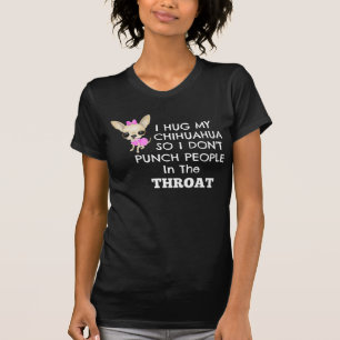 Camiseta Eu abraço minha chihuahua assim .....