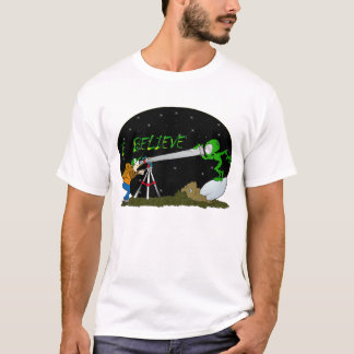 Camiseta Eu acredito em ALIENS!