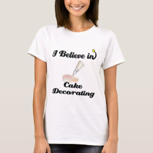 Camiseta eu acredito na decoração de bolos
