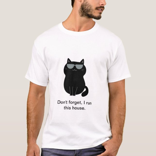 Camiseta Eu administro a casa - Gato Fofo (Frente)