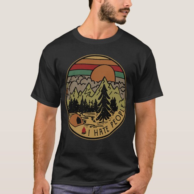 Camiseta Eu adoro acampar. Odeio Pessoas ao ar livre. (Frente)