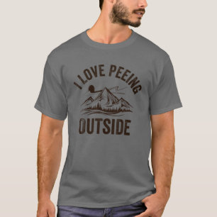 Camiseta Eu Adoro Fazer Xixi Lá Fora, Engraçado, Acampand