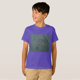 Camiseta Eu adoro giz de Elipes no cimento