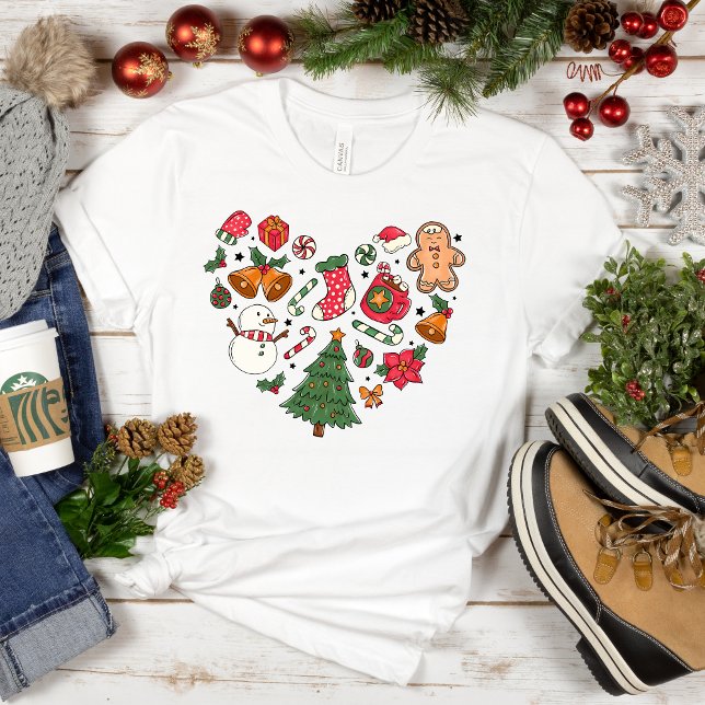 Camiseta Eu adoro o Natal: Festivo (Festive vibes: Christmas Joy Heart Tee ❤️🎄)