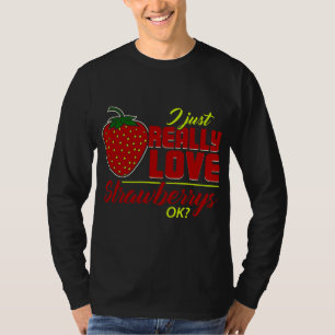 Camiseta Eu Adoro Strawberrys Muito Bem Strawberry Engraçad
