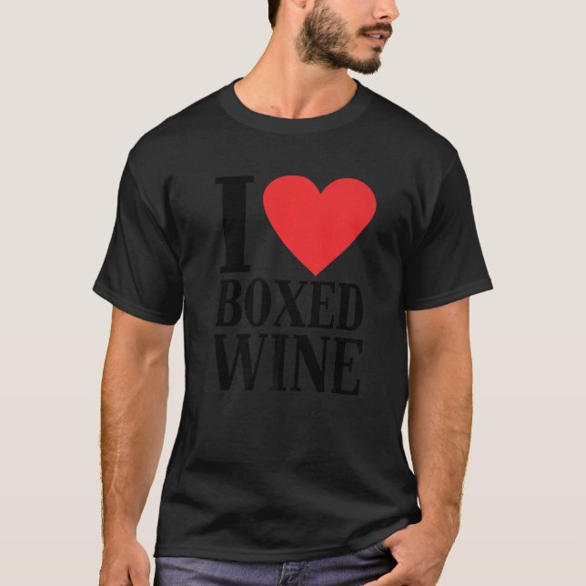 Camiseta Eu Adoro Vinho Baixo Embalado Vinho Barato (Frente)