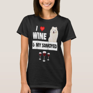 Camiseta Eu adoro vinho e as minhas patas amedrontadas, mãe