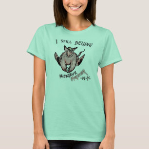 Camiseta Eu ainda acredito o T do monstro de Montauk