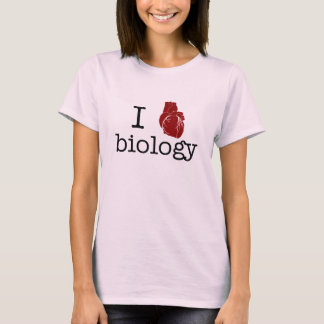 Camiseta Eu amo a biologia - com um coração anatômico!