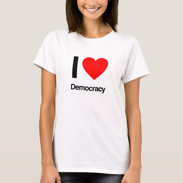 Camiseta eu amo a democracia (Frente)