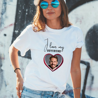 Camiseta Eu amo a foto do coração do meu namorado mulheres