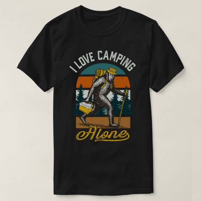 Camiseta Eu Amo Acampar Sozinho Sasquatch (Frente do Design)