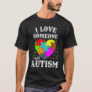 Camiseta Eu Amo Alguém Com Autismo