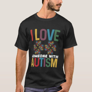 Camiseta Eu Amo Alguém com Autismo para a conscientização d