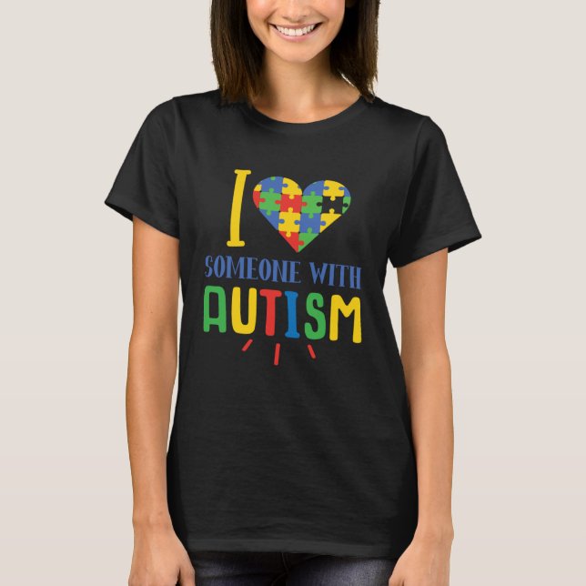 Camiseta Eu Amo Alguém Com Quebra-Cabeça De Coração Autismo (Frente)