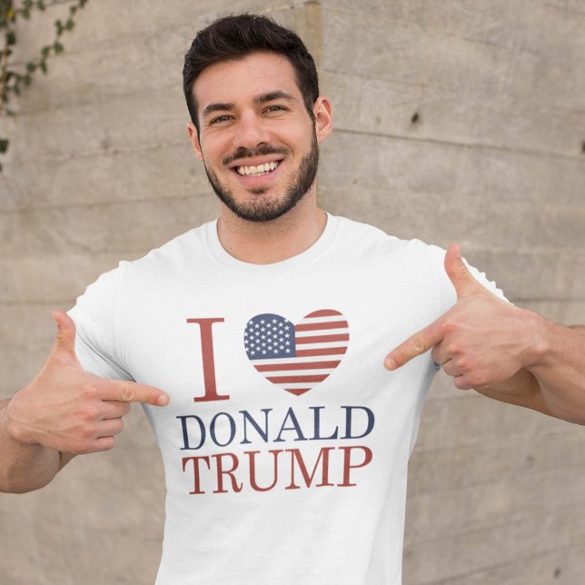 Camiseta Eu Amo Donald Trump (Criador carregado)