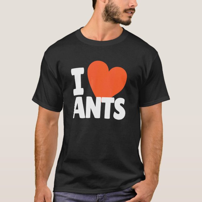 Camiseta Eu Amo Formigas Corações (Frente)