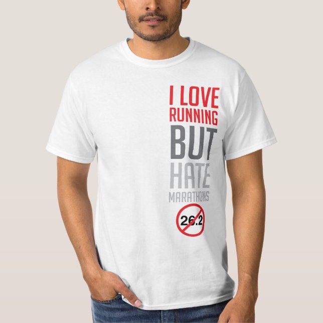 Camiseta Eu amo funcionar MAS deio maratonas (Frente)